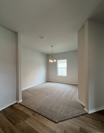 rental at 14622  Flatiron Cliff in San Antonio, TX — photo 4