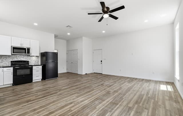 rental at 1130  Hidden Fawn Unit 2 in Canyon Lake, TX — photo 5