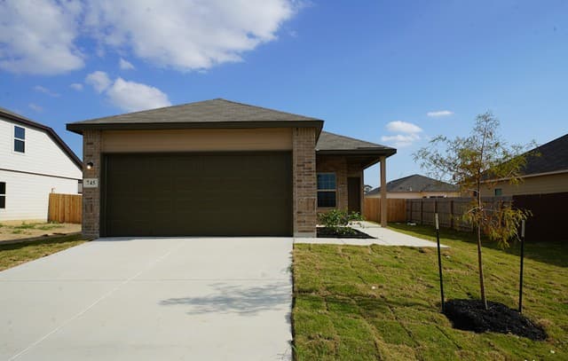rental at 745 Tupelo Tank Dr in New Braunfels TX