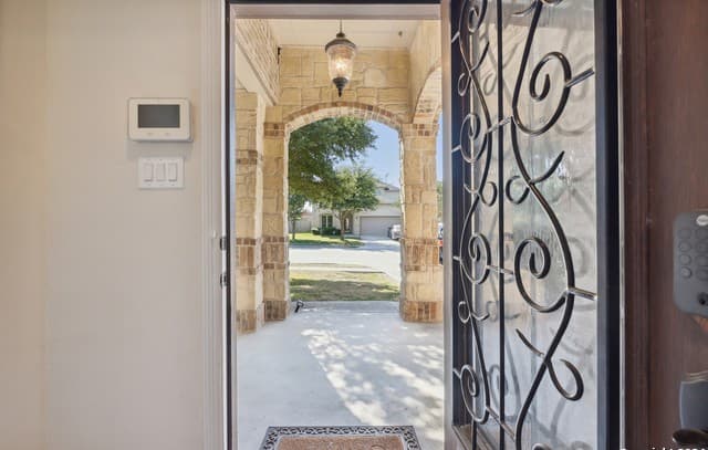 rental at 13401  Ronan in Live Oak, TX — photo 4