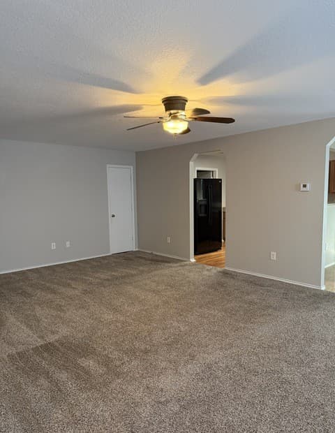 rental at 12303  Java Wood in San Antonio, TX — photo 3