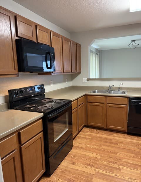 rental at 12303  Java Wood in San Antonio, TX — photo 5