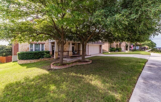 rental at 15814  Seekers St in San Antonio, TX — photo 2