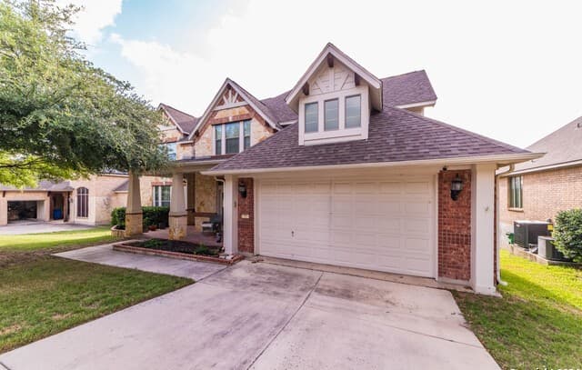 rental at 15814  Seekers St in San Antonio, TX — photo 3