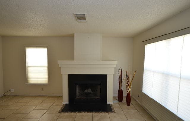 rental at 4914  Port Kenton in San Antonio, TX — photo 5