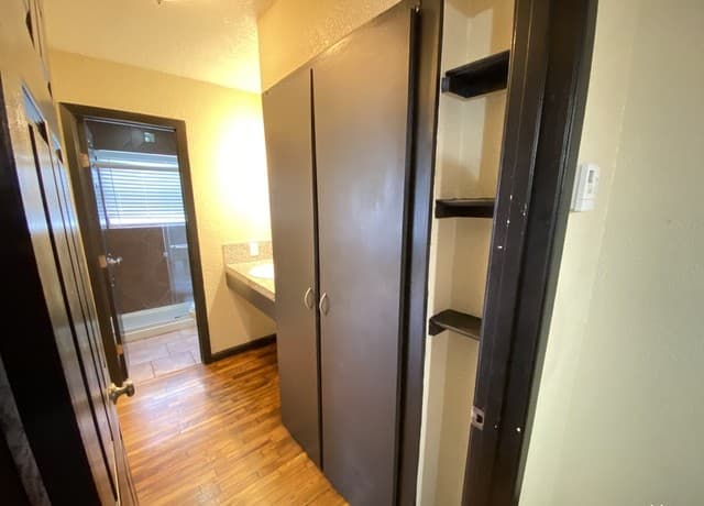 rental at 211  Natalen Ave Unit 205 in San Antonio, TX — photo 5