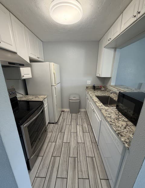 rental at 4949  Hamilton Wolfe Unit 4204 in San Antonio, TX — photo 5