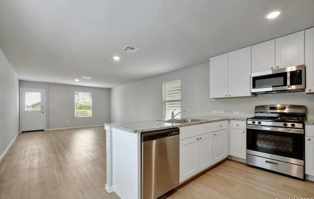 rental at 4250  Thalweg Way in San Antonio, TX — photo 3