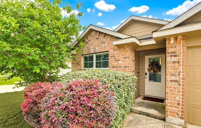 rental at 9514  Cord Grass in San Antonio, TX — photo 3
