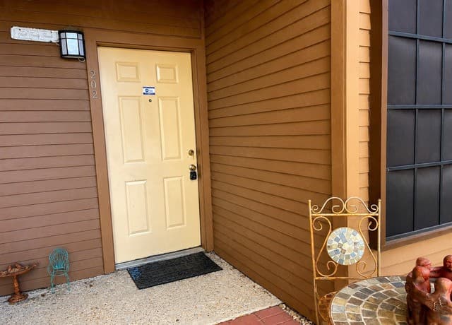 rental at 10955  Wurzbach Rd Unit 202 in San Antonio, TX — photo 2