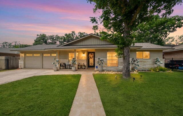 rental at 6807  Connie Mack in San Antonio, TX — photo 2