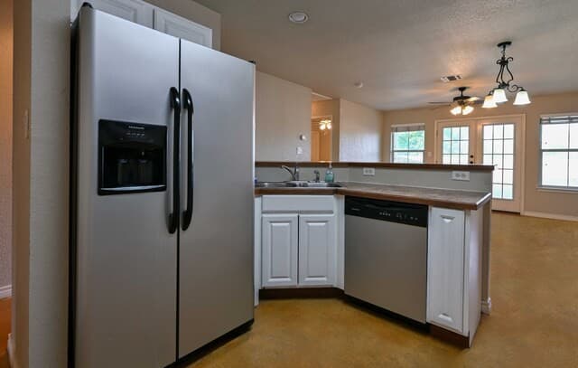 rental at 1161  Brown Rock Dr in New Braunfels, TX — photo 5