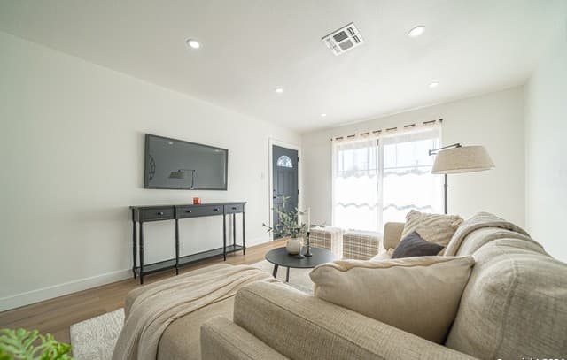 rental at 4339  Waikiki Dr in San Antonio, TX — photo 4