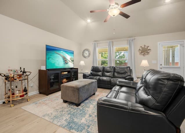 rental at 4311  Southton Woods in San Antonio, TX — photo 5
