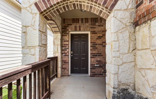 rental at 11713  Silver Sky in San Antonio, TX — photo 2
