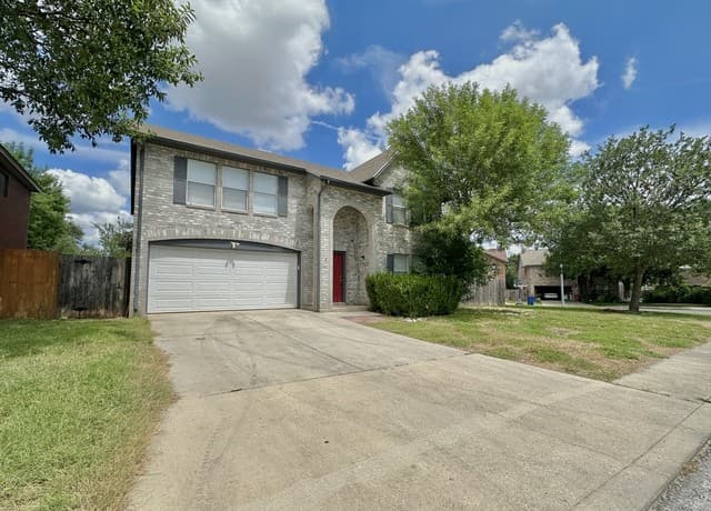 rental at 21502  Tenore in San Antonio, TX — photo 1