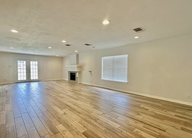 rental at 21502  Tenore in San Antonio, TX — photo 4