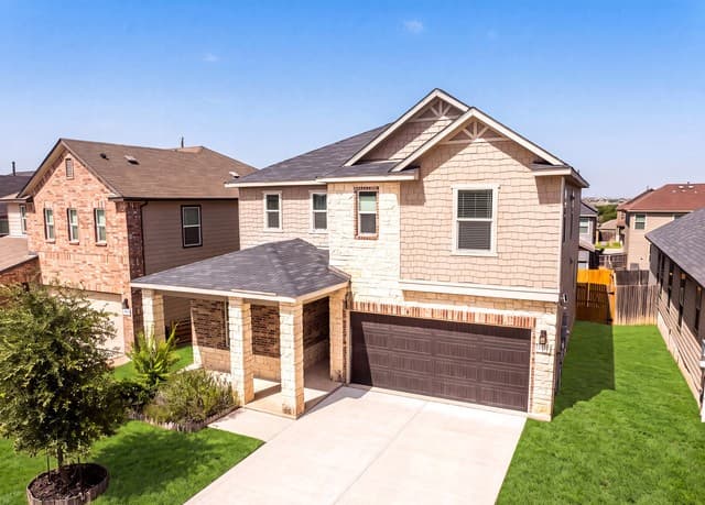 rental at 3610  Olympus Mons in Converse, TX — photo 4