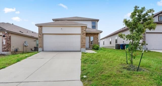 rental at 5915  Poolside Park in Converse, TX — photo 1