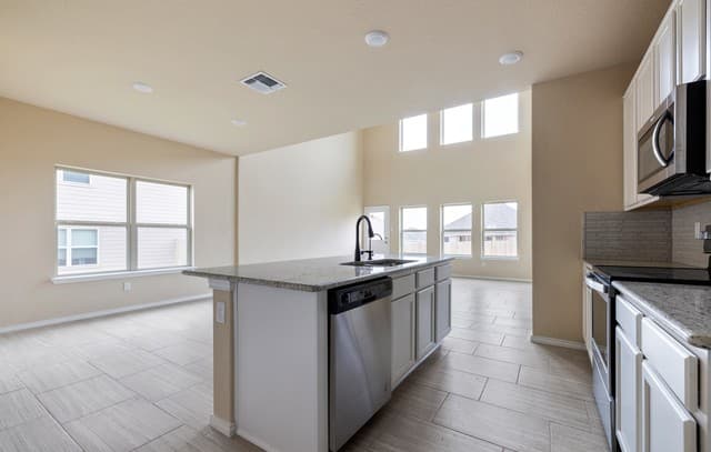 rental at 3640  Wet Cloud Dr in New Braunfels, TX — photo 5