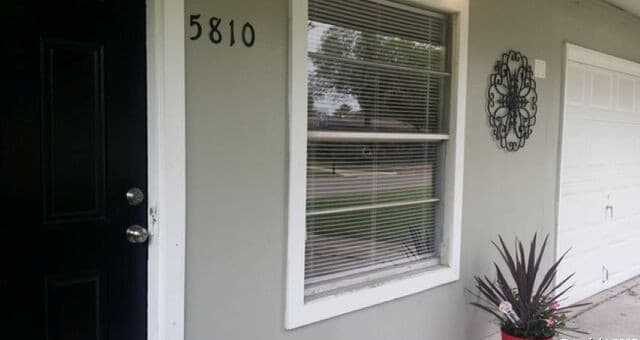 rental at 5810  Timberrock in San Antonio, TX — photo 2