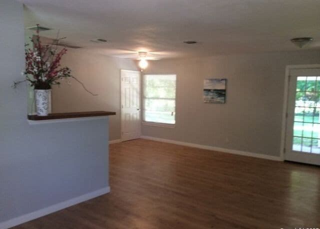 rental at 5810  Timberrock in San Antonio, TX — photo 4