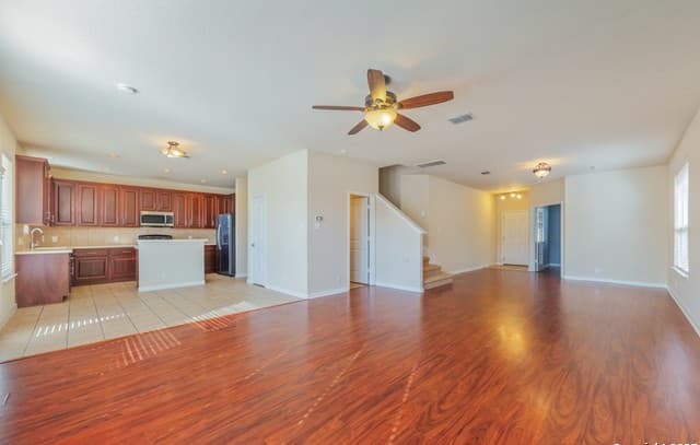 rental at 13910  Bella Donna in San Antonio, TX — photo 5