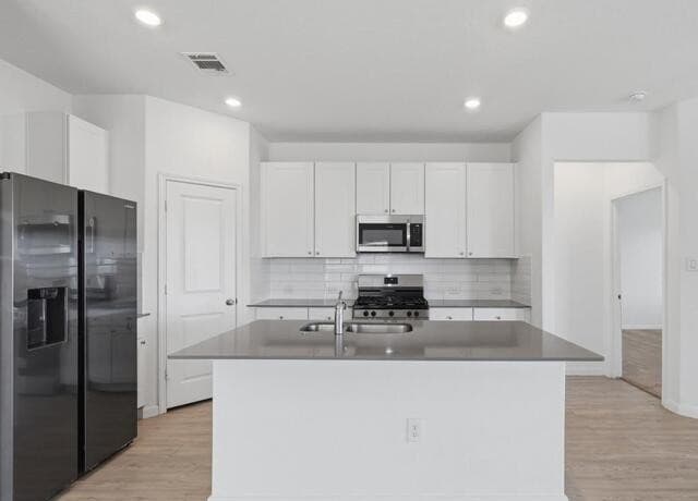 rental at 12914  Rosemary Bnd in St Hedwig, TX — photo 2