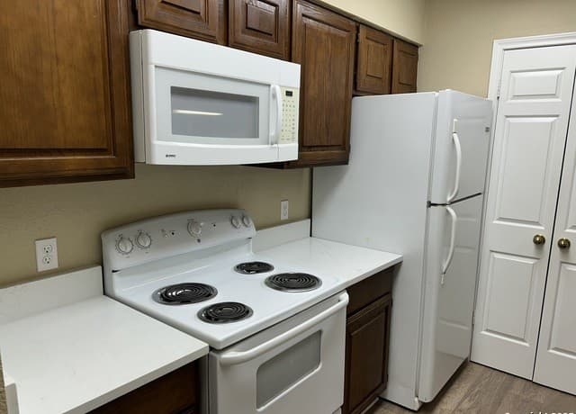 rental at 13130  Blanco Rd Unit APT 207 in San Antonio, TX — photo 4