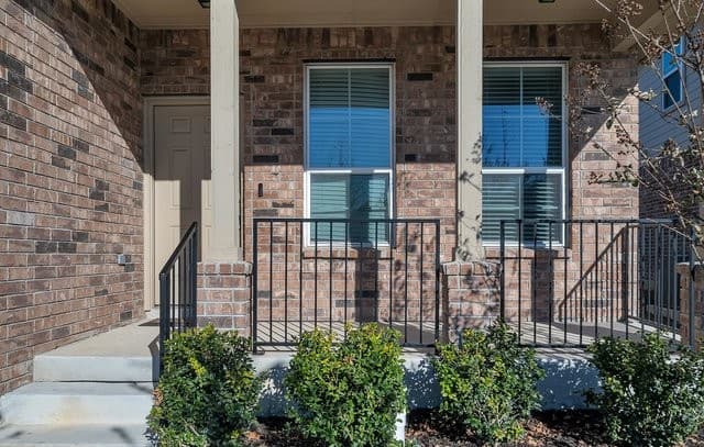 rental at 5710  Calaveras Way in San Antonio, TX — photo 3