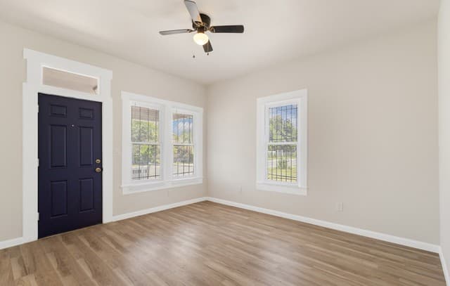 rental at 1710 N Navidad St in San Antonio, TX — photo 5