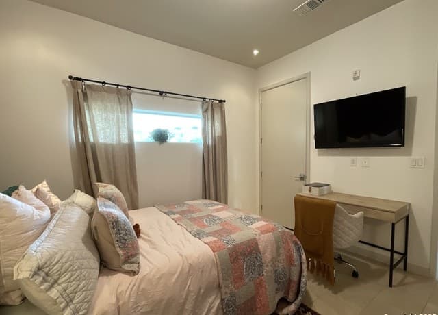 rental at 17902  La Cantera Pkwy Unit 303 in San Antonio, TX — photo 4