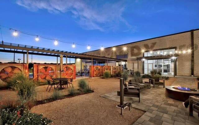 rental at 215  Coca Cola Pl Unit 202 in San Antonio, TX — photo 2