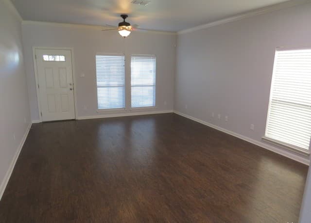 rental at 561  Slippery Rock in Cibolo, TX — photo 3
