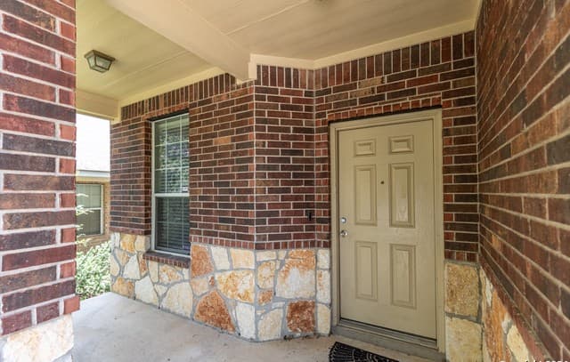 rental at 14010  Bella Donna in San Antonio, TX — photo 3