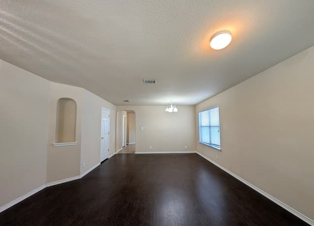 rental at 249  Val Verde Dr in New Braunfels, TX — photo 4