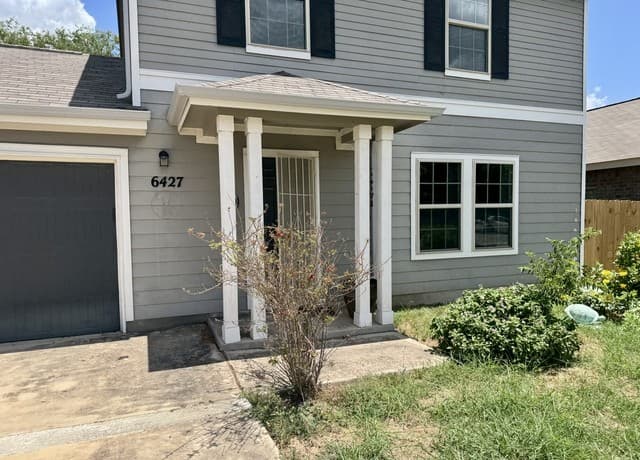 rental at 6427  Hazel Valley St in San Antonio, TX — photo 3