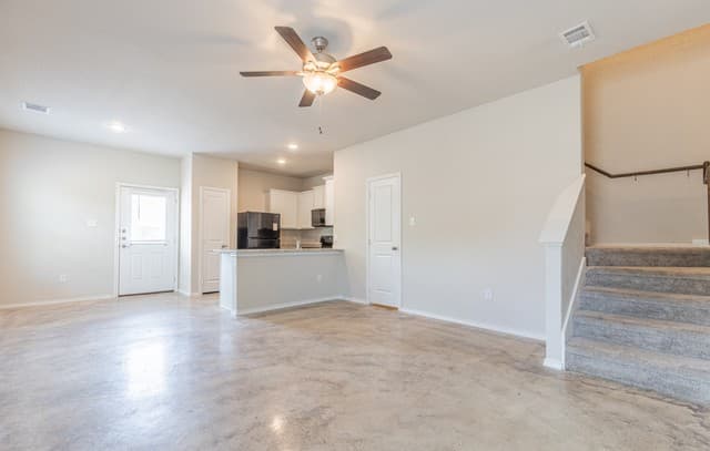 rental at 8723  Key Windy Way Unit 1 in Converse, TX — photo 5
