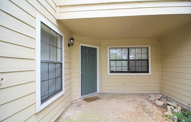 2-bedroom rental at 11610 Vance Jackson Rd Unit 1083 in San Antonio, TX — photo 2