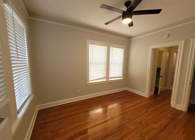 1-bedroom rental at 703 W French Pl Unit 2 in San Antonio, TX — photo 5