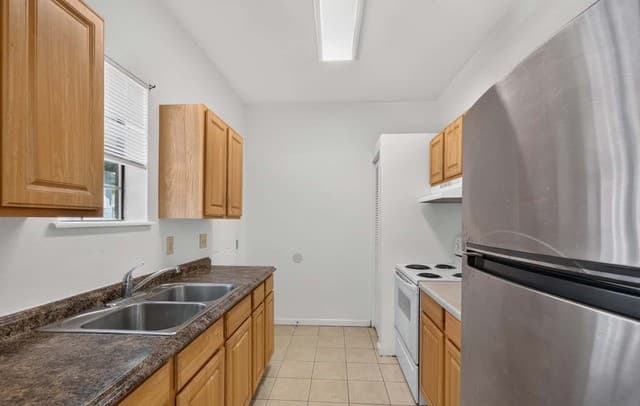 rental at 902 W Craig Unit 6 in San Antonio, TX — photo 4
