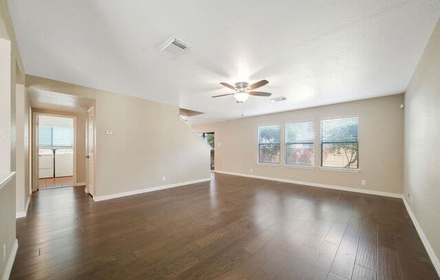 rental at 136  Longhorn Way in Converse, TX — photo 5