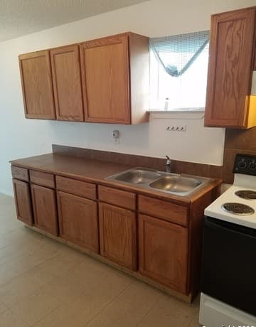 rental at 3143  La Violeta St in San Antonio, TX — photo 2