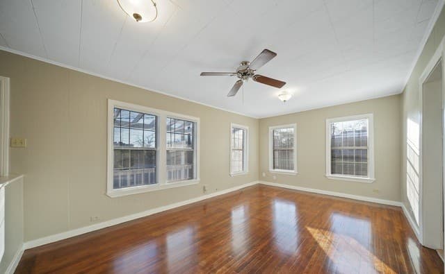 rental at 103  Cosgrove Street in San Antonio, TX — photo 4