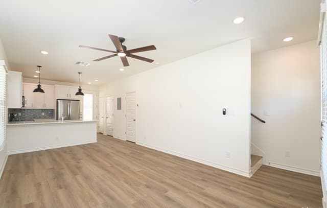 rental at 1818  Martin Luther King Unit 101 in San Antonio, TX — photo 4