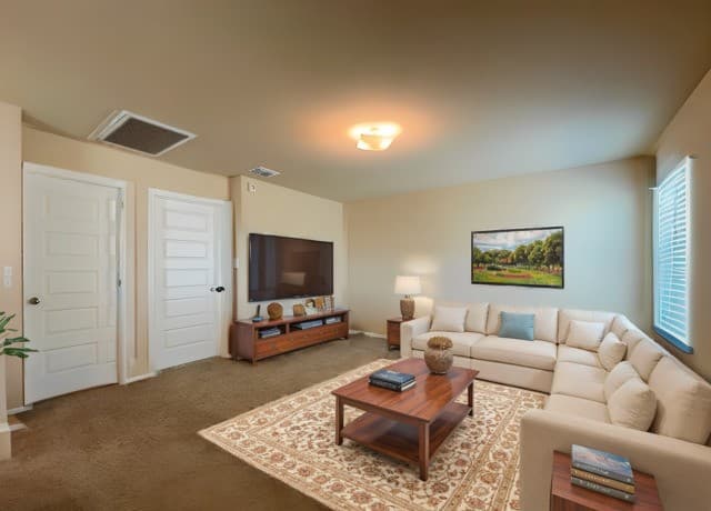 rental at 13531  Lily Lane in St Hedwig, TX — photo 5
