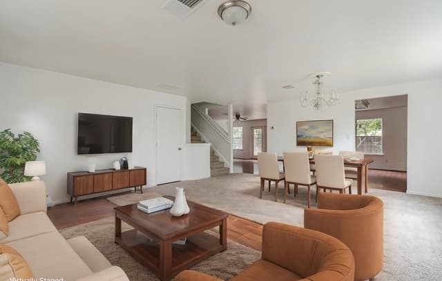rental at 11223  Victory Cavern in San Antonio, TX — photo 2