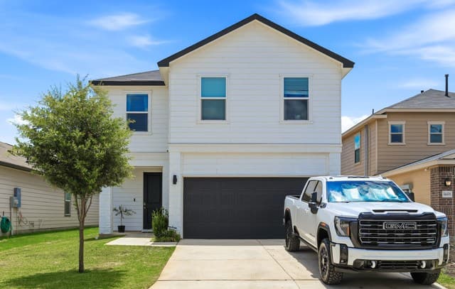 rental at 14454  Calaveras Cv in Elmendorf, TX — photo 1