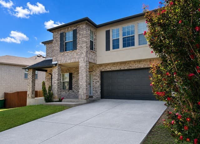 rental at 7306  Daulton Ridge in Converse, TX — photo 3