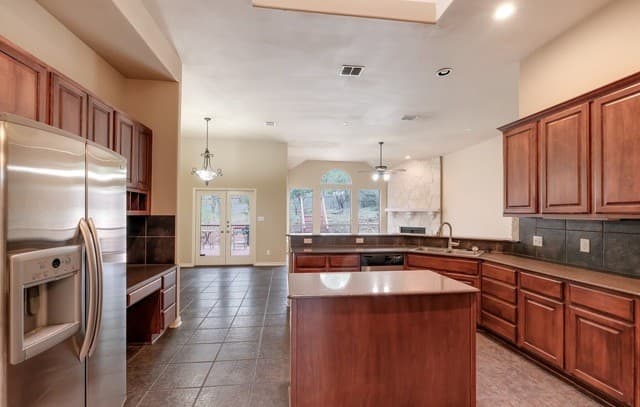 rental at 23907  Seven Winds in San Antonio, TX — photo 5
